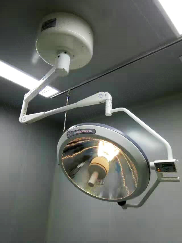 LED700手术无影灯