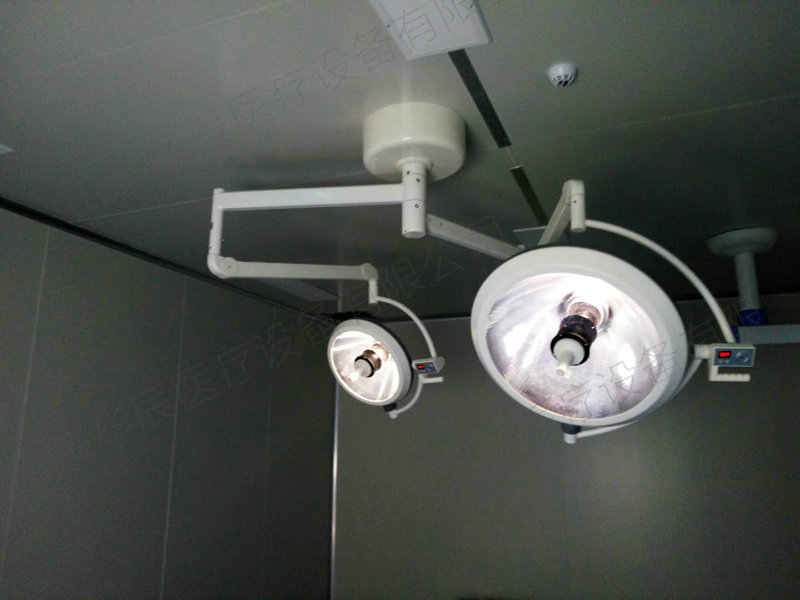 LED700/500手术无影灯（集成光源）